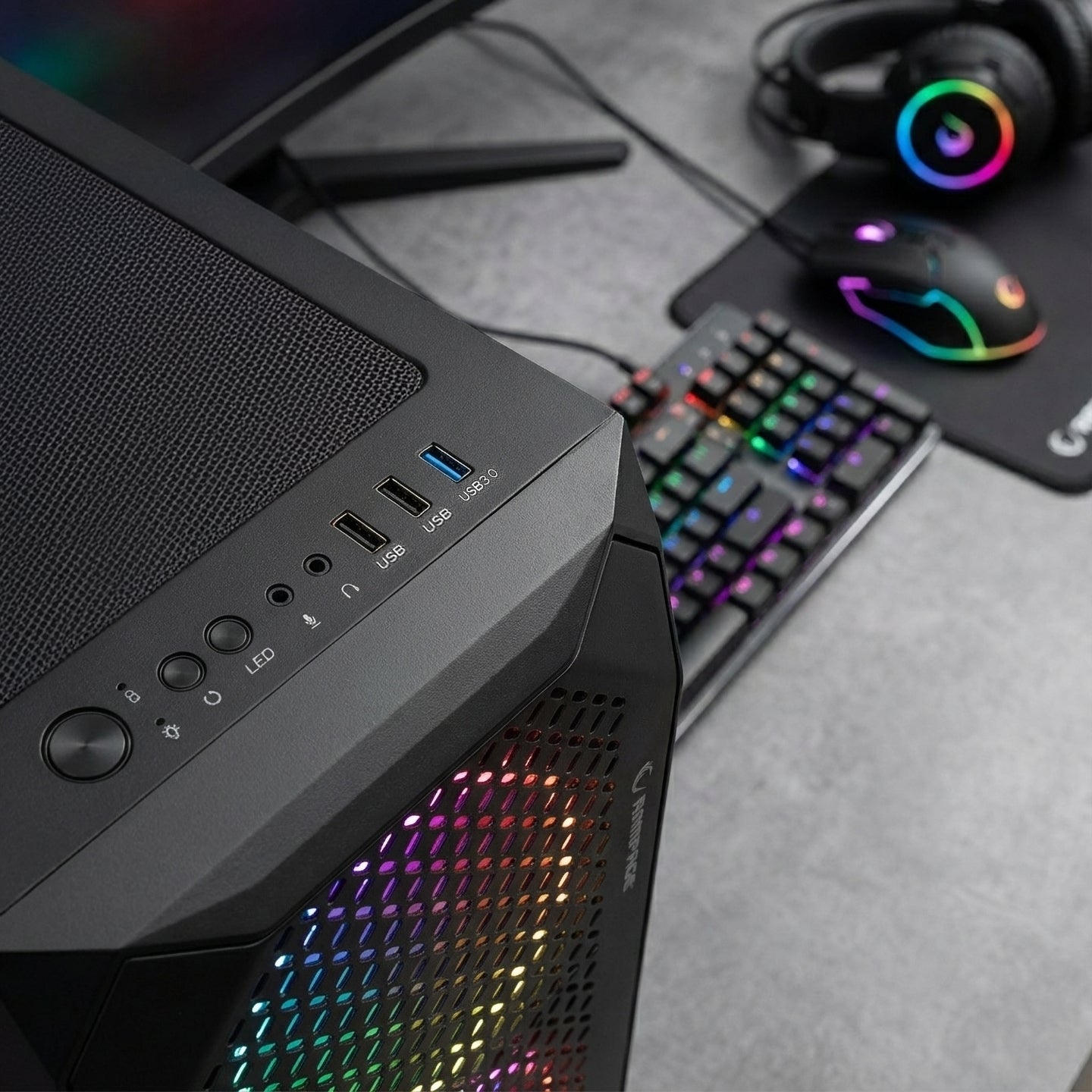 Zuko 600W 80+ Bronze Metal Panel Tempered Glass ATX Mid-T Gaming Case-Black