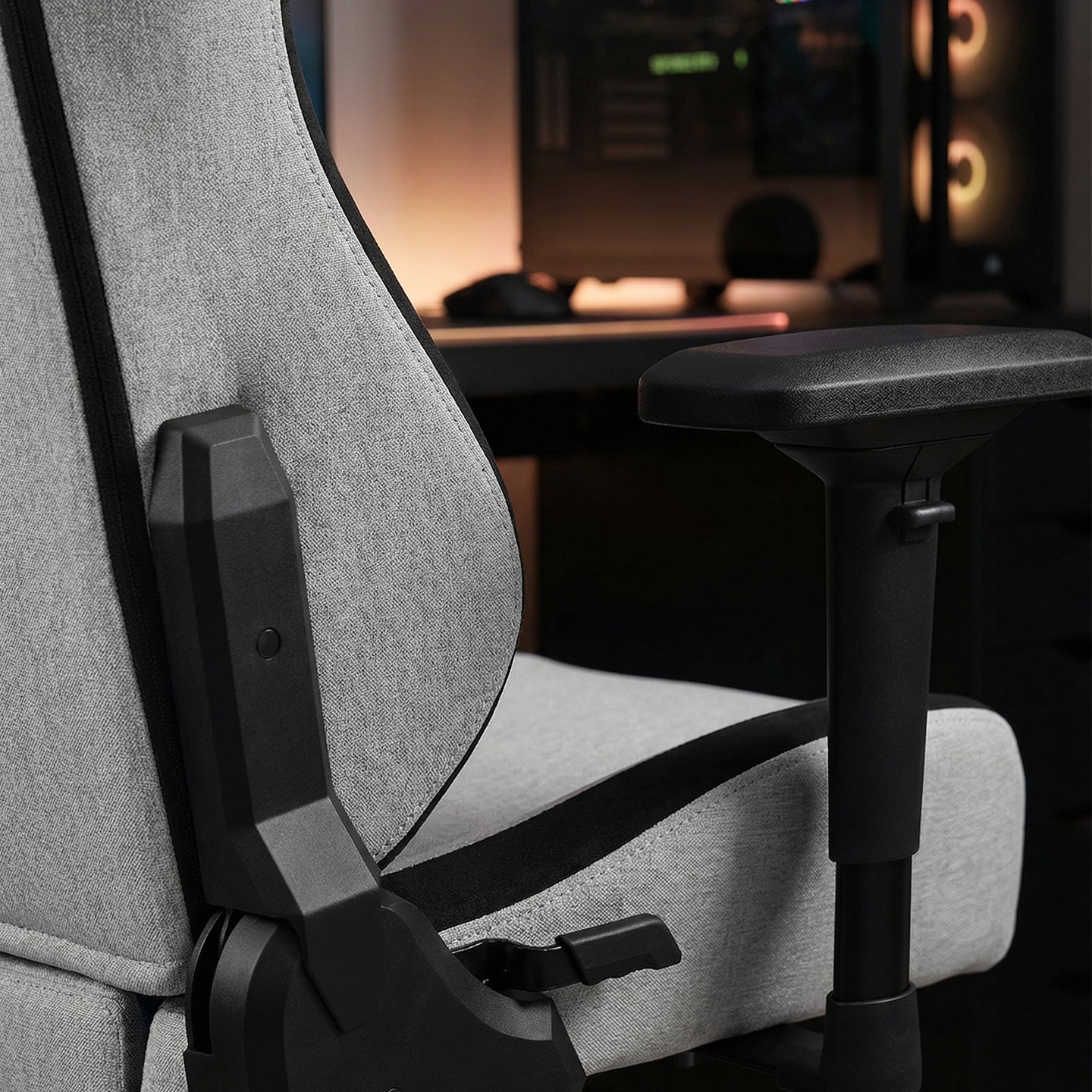 Üst Seviye Terletmez Kumaş Oyuncu Koltuğu-Gri/Siyah