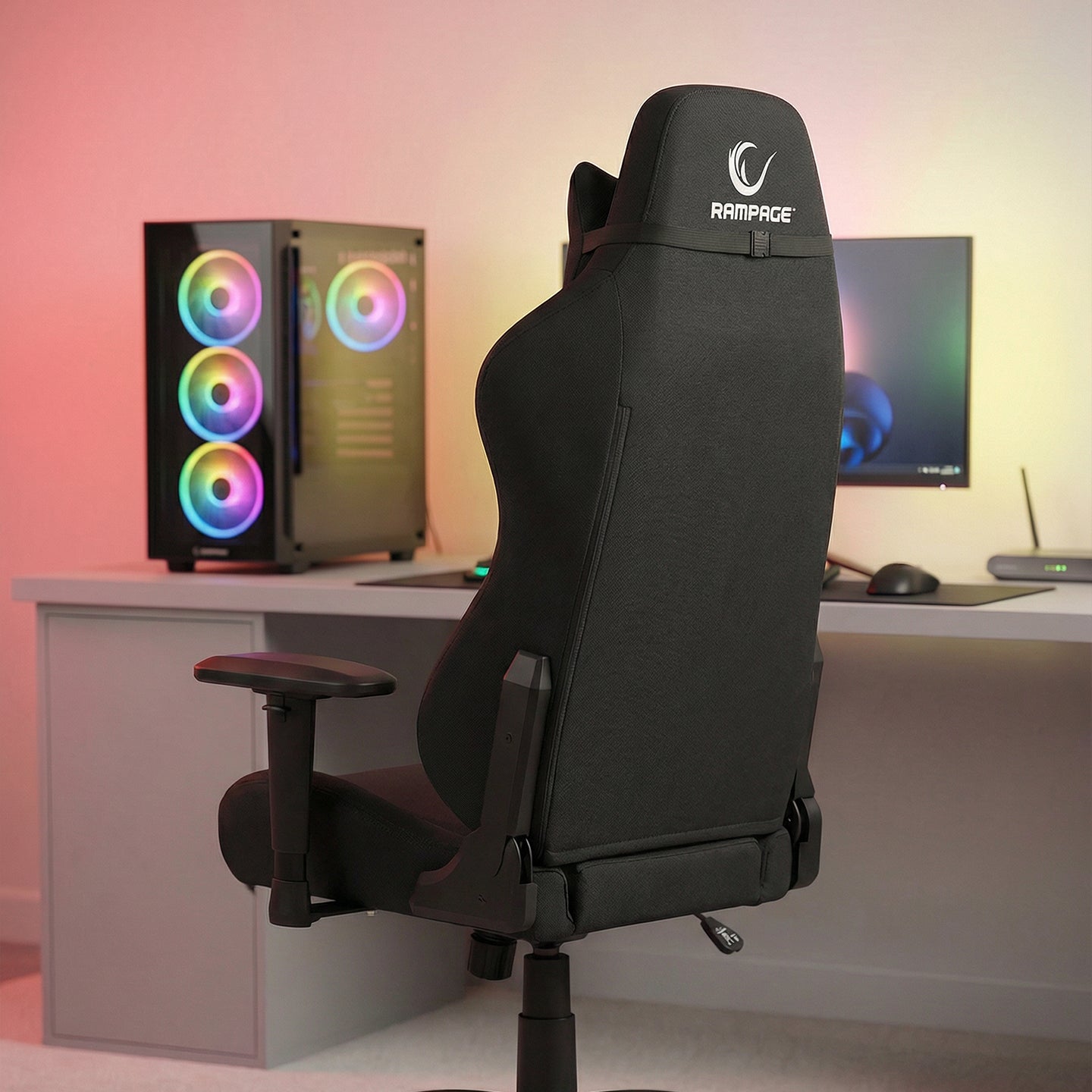 Üst Seviye Terletmez Kumaş Oyuncu Koltuğu-Siyah